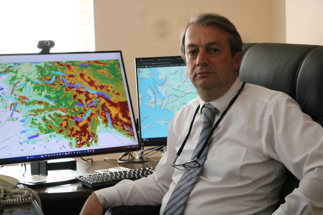 Deprem profesörü en yakın ve yüksek riskli bölgeyi açıkladı: Bölgede kırılmamış varlar var 11